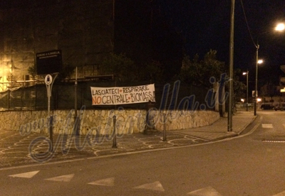 striscione-no-biomasse-capaccio-1