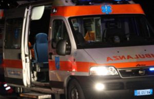 Roccadaspide. Tragico incidente, si ribalta con il trattore in un terreno, muore agricoltore
