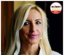 Rifiuti dalla Tunisia a Persano. Sen. Gaudiano “assurda decisione in un ambiente a vocazione agrituristica ed ambintale…”