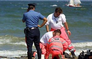 Agropoli. Rinvenuto corpo senza vita sulla spiaggia