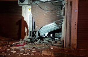 Capaccio Paestum. Boato nella notte, bomba carta esplode davanti a fioraio…