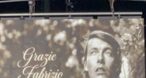Torre del Greco. Biagio Sgangarella di Albanella premiato come miglior interprete di Fabrizio De André…